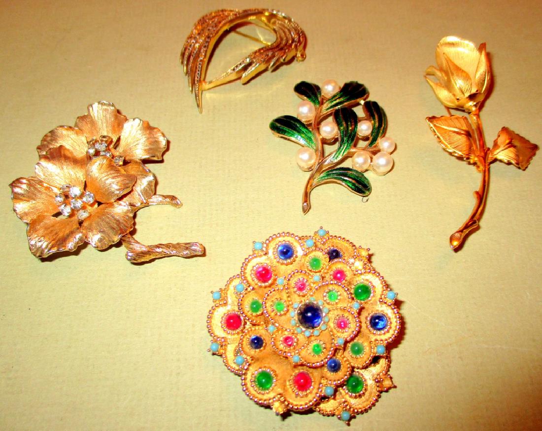 Five Vintage Costume Brooches (1 of 1)