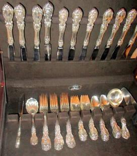 Set of Francis I Sterling Flatware for Twelve: Set of Francis I Sterling Flatware for Twelve by Reed & Barton. Twelve four-piece place settings and some serving pieces. In good condition and no monogram.