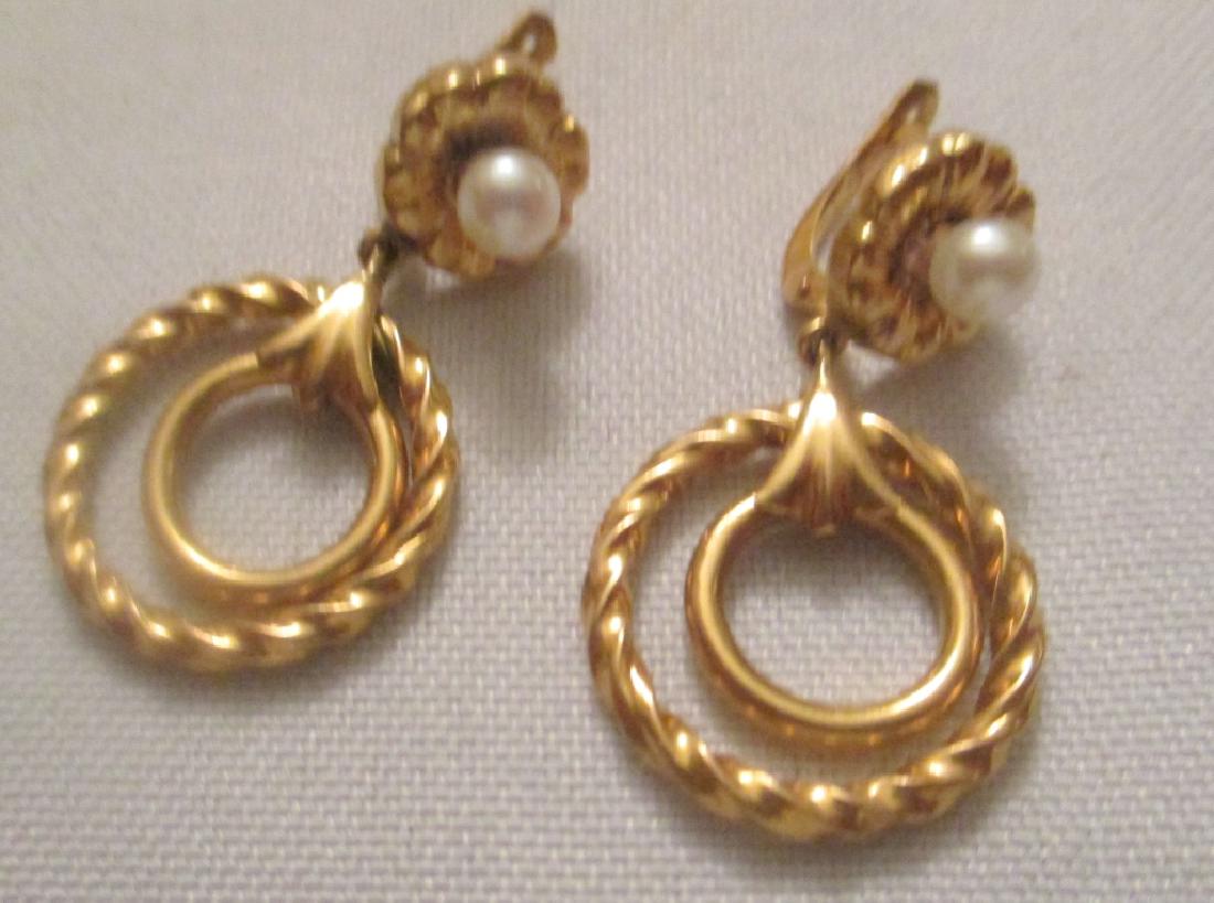 Pair of 18K Gold Earrings (1 of 1)