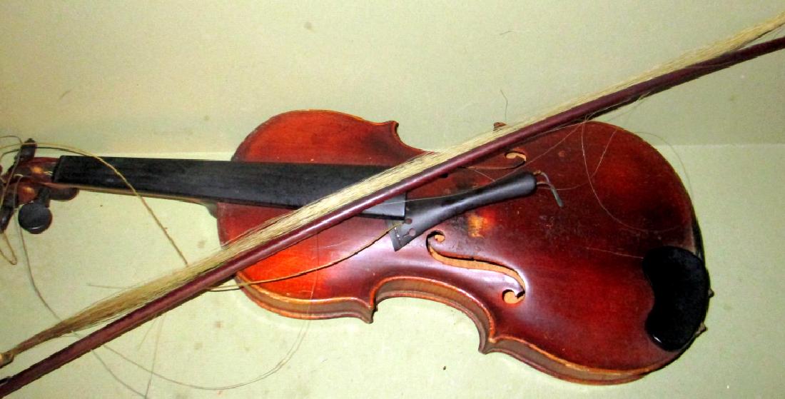 Antique Violin with Bow Unsigned (1 of 5)