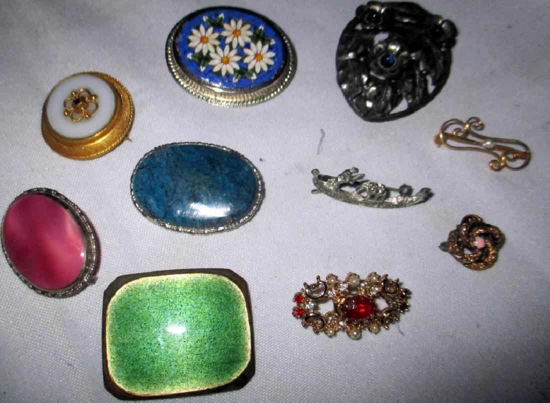 Misc. Lot of Vintage Pins & Brooches (1 of 1)