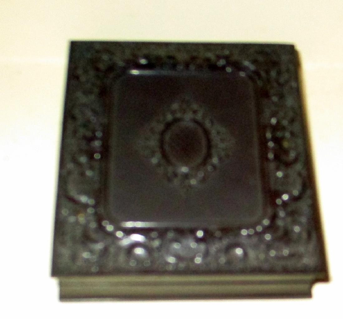 Gutta-percha Case w/ Victorian Man & Woman (1 of 2)