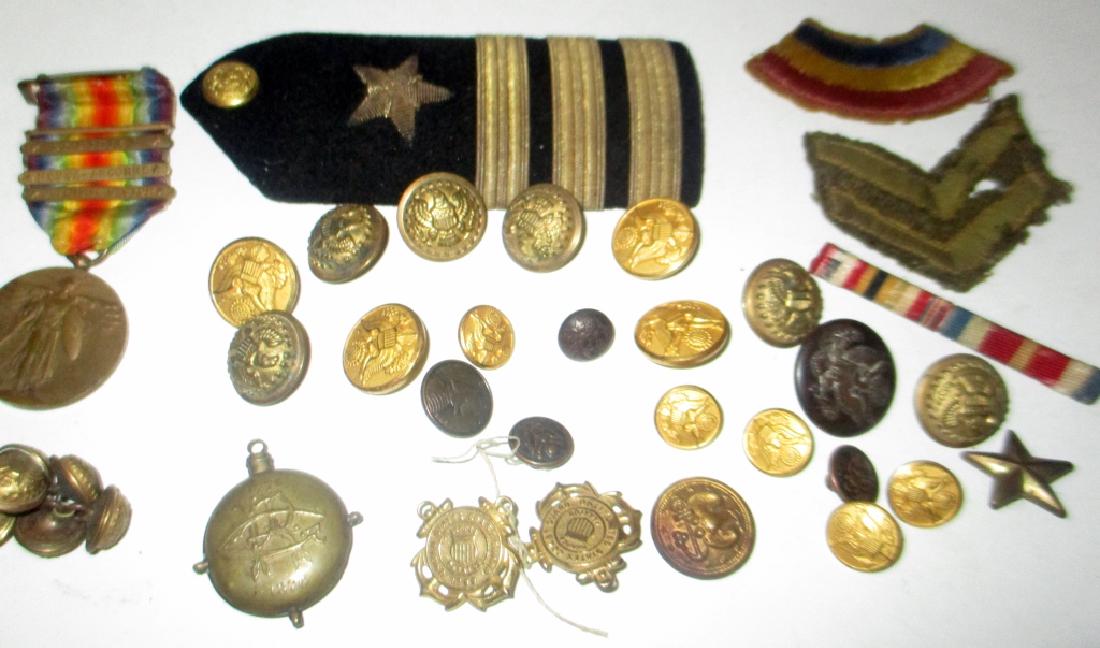 Lot of Military Buttons & Insignia (1 of 1)