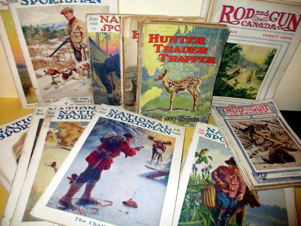 Lot Vintage / Antique Sportsman Magazines 1920s: Lot consists of a collection of sportsman magazines from the early 1920s: Rod & Gun In Canada 1920s, National Sportsman Magazine 1918,19 &22, Hunter Trader & Trapper with total of 5 issues 1913-14, 19