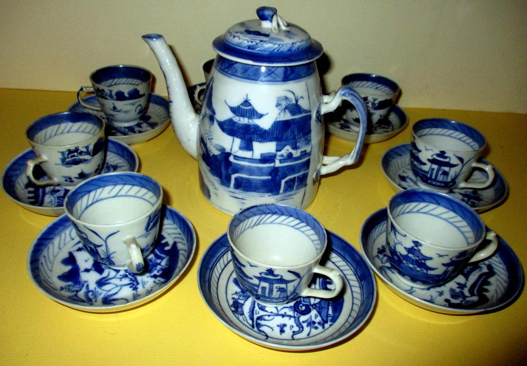 Antique Chinese Canton Demitasse Set (1 of 2)