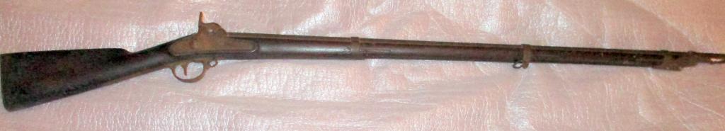 Antique Musket Circa 1825 (1 of 3)