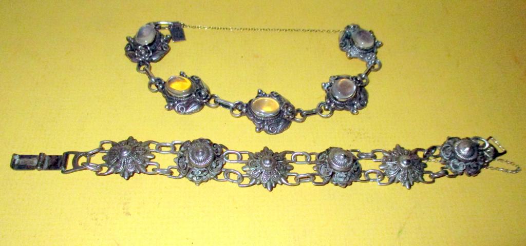 Two Vintage Sterling Bracelets (1 of 2)
