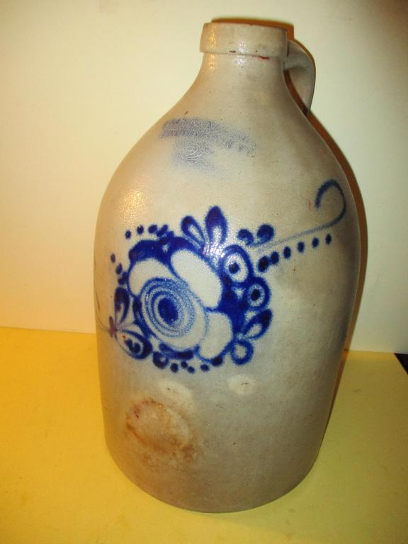 Stone Ware American Two Gallon Jug Blue (1 of 2)