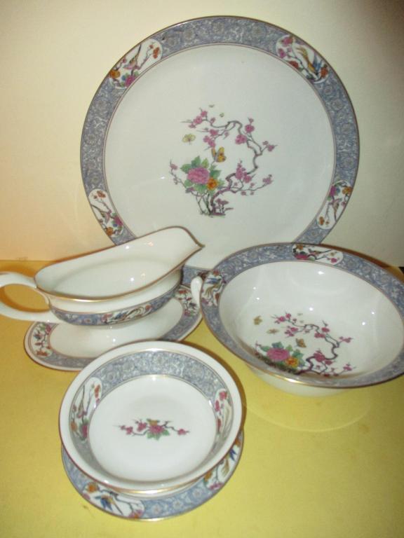 Misc. Lot of Lenox Ming Pattern China (1 of 4)
