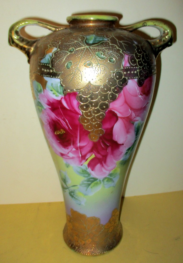 Unsigned Nippon Vase (1 of 2)
