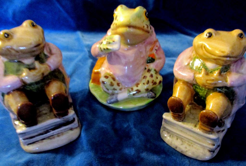Three Beatrix Potter Frog Figurines (1 of 2)
