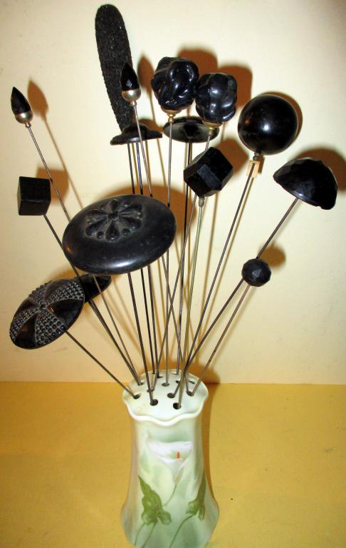 Lot of Lady's Vintage Hat Pins and Holder (1 of 4)