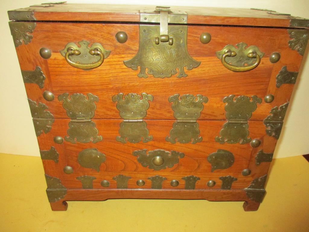Miniature Tonsu Chest: Lot consists of a miniature tonsu chest most likely used as a jewelry chest. In good condition. Approx. size is 13" inches tall by 14" inches wide and 5" inches deep.