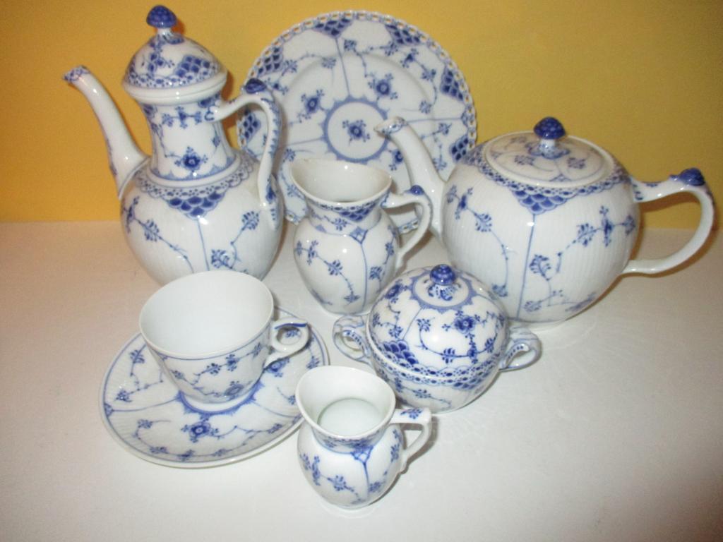 Royal Copenhagen Dessert Set for Six (1 of 2)