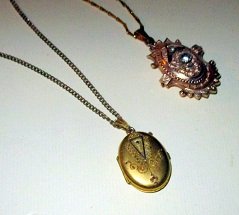 Two Victorian Gold Filled Lockets (1 of 2)
