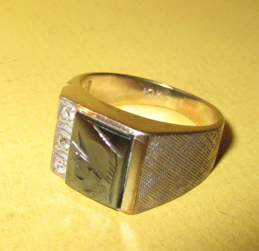 Man's 10K White Gold Ring (1 of 1)