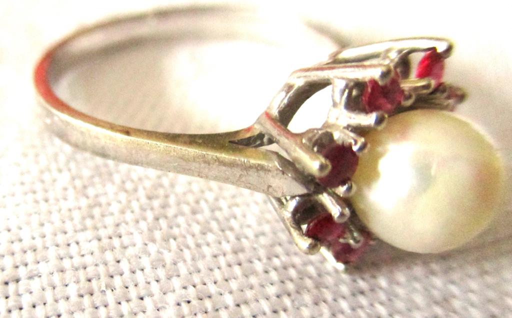 10K White Gold, Pearl and Ruby Ring (1 of 1)