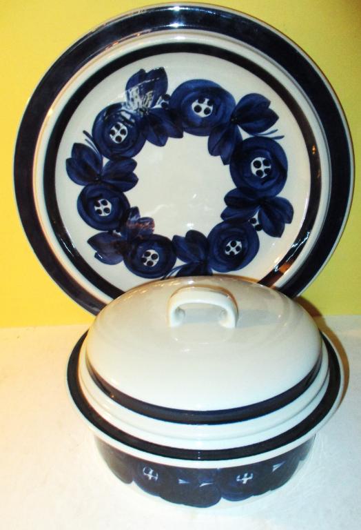 Lot of Arabia Tableware (1 of 1)