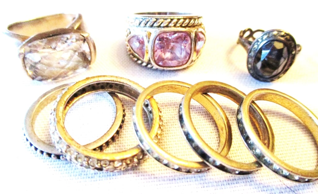 Lot 8 Sterling Rings with Stones (1 of 2)