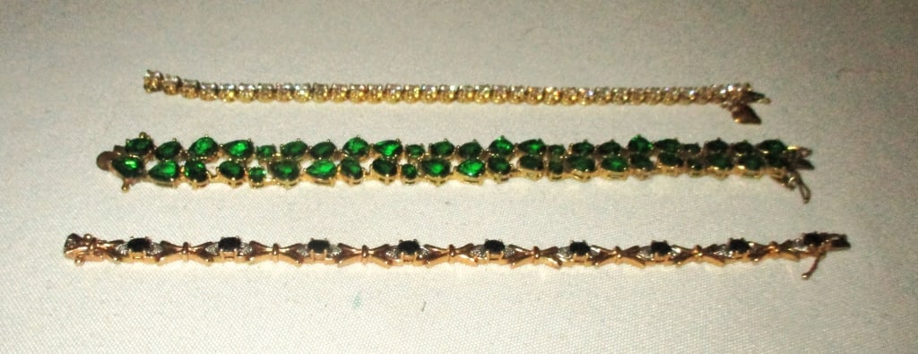 Three Vintage Gold Filled Bracelets (1 of 1)