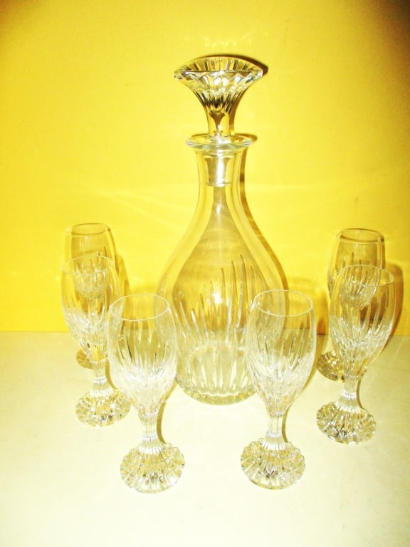 Baccarat Set Decanter & 6 Cordials (1 of 2)