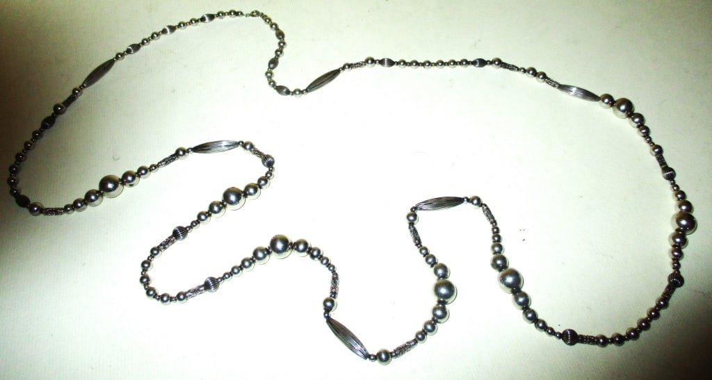 Vintage 1920's Silver Necklace (1 of 2)