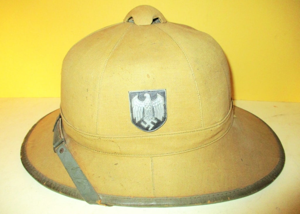 German WWII 1st Pallen Pith Helmet (1 of 3)