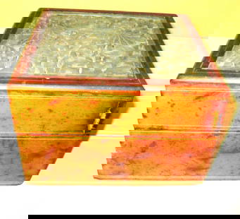 Box Set with Jade on Top With Bridge Game Accessories: Lot Consists of a Leather Veneer Box Set With a Carved Jade Placque. It Holds Decks of Cards, 3 Pencils and 3 Writing Pads. I Assume it is a Bridge Set. There is Minor Wear to the Leather Veneer.