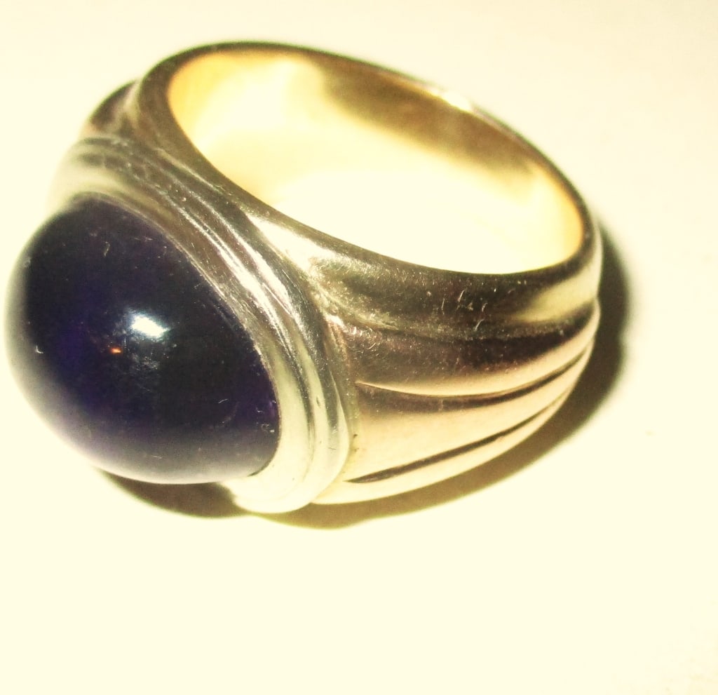 14K Gold Man's Ring Set With Cabachon Amethyst (1 of 2)