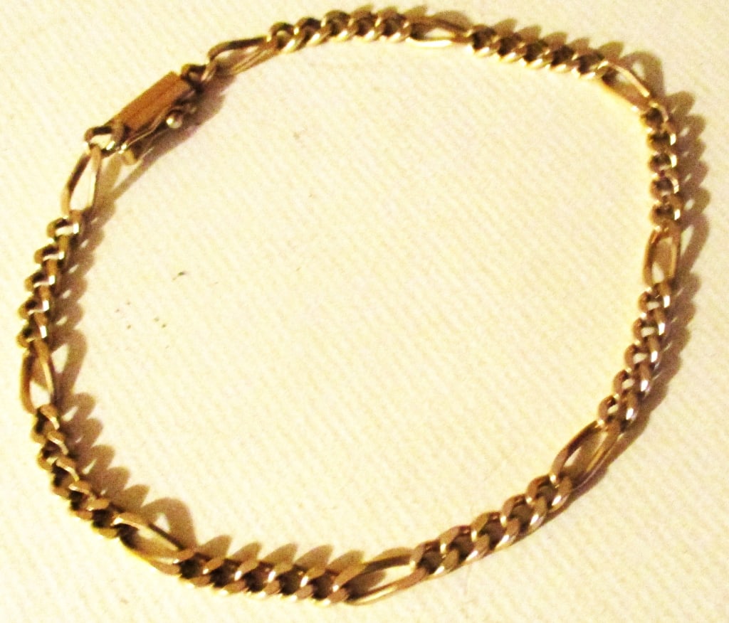 14k Gold Wrist Chain Bracelet (1 of 2)