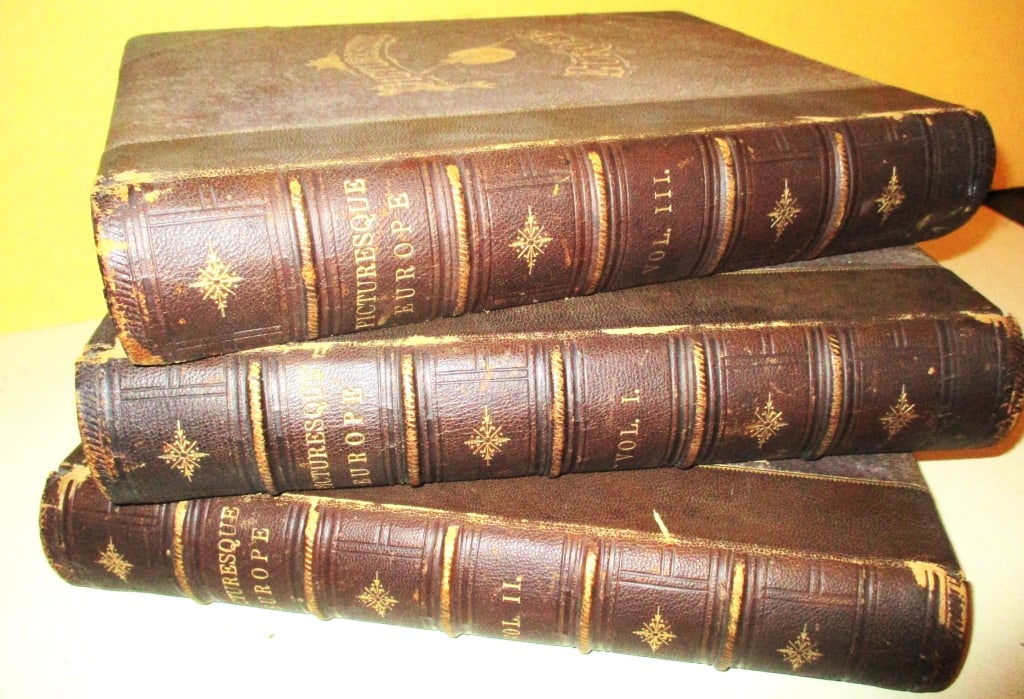 Set 3 Leather Spine Books (1 of 5)