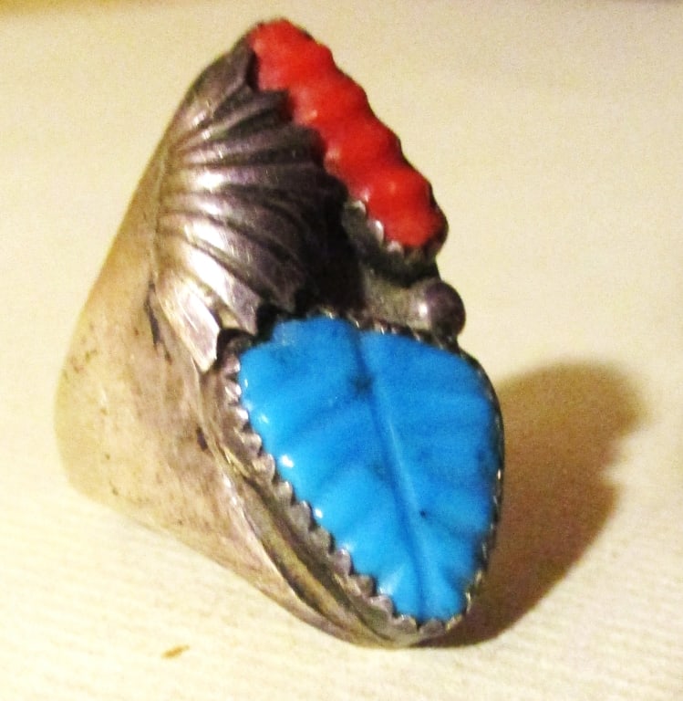 Southwest Navajo Sterling Lady's Ring With Stones: Lot Consists of a Southwest Navajo Silver Lady's Ring Set With Turquoise and Red Coral. The Approximate Size of the Ring is 6 1/2. It is on Good Condition
