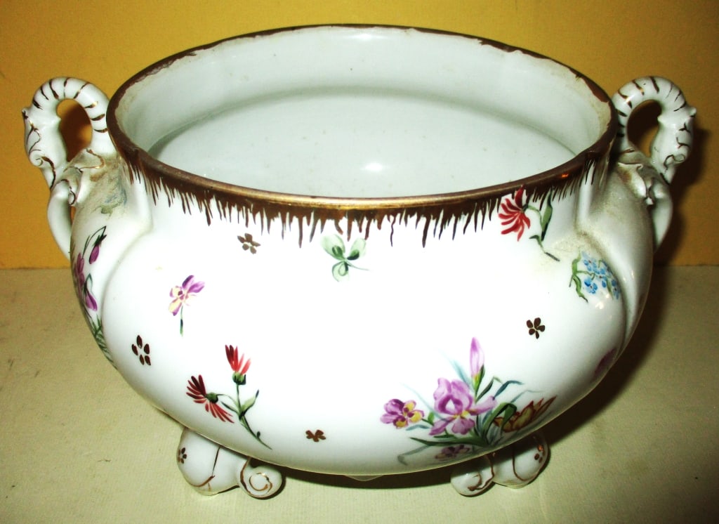 Porcelain Hand Painted Planter: Lot Consists of a 19th Century Hand Painted Porcelain Planter. Artist Signed and Dated 1891. Approximates Diameter of Top is 7" Inches and Approximately 6" Inches Deep. In Good Condition