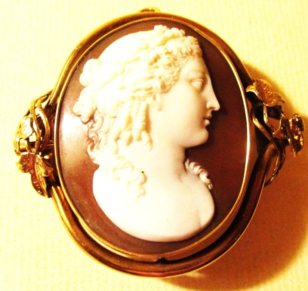 Gold Set Cameo With Lock of Hair: Lot Consists of a Victorian Mourning Cameo in a 9K or 10K Gold Setting. It has a Lock of Hair of the Person Mourned. It Could be a Pendant or a Brooch