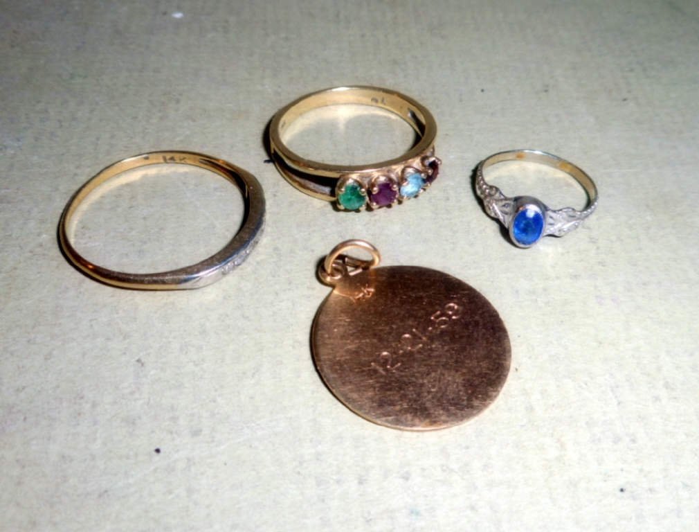 Four Piece Lot of 14k Jewelry (1 of 1)