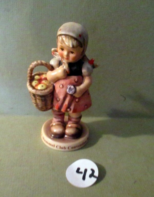 Do I Dare?: Do I Dare? #411 3/0. Measures 4" tall. TM 8. Used but in very good condition and in original box.