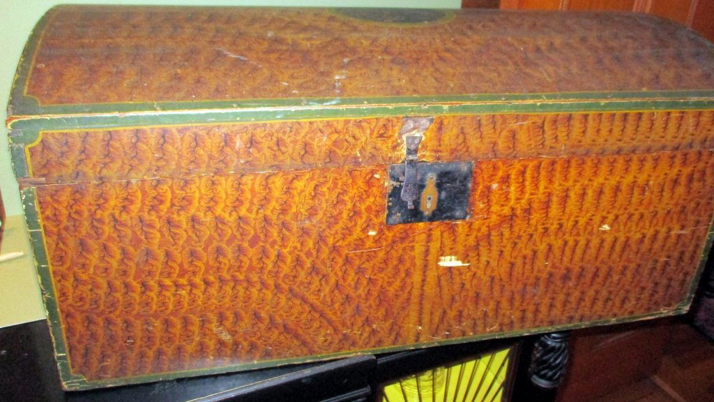 American Paint Decorated Trunk (1 of 3)