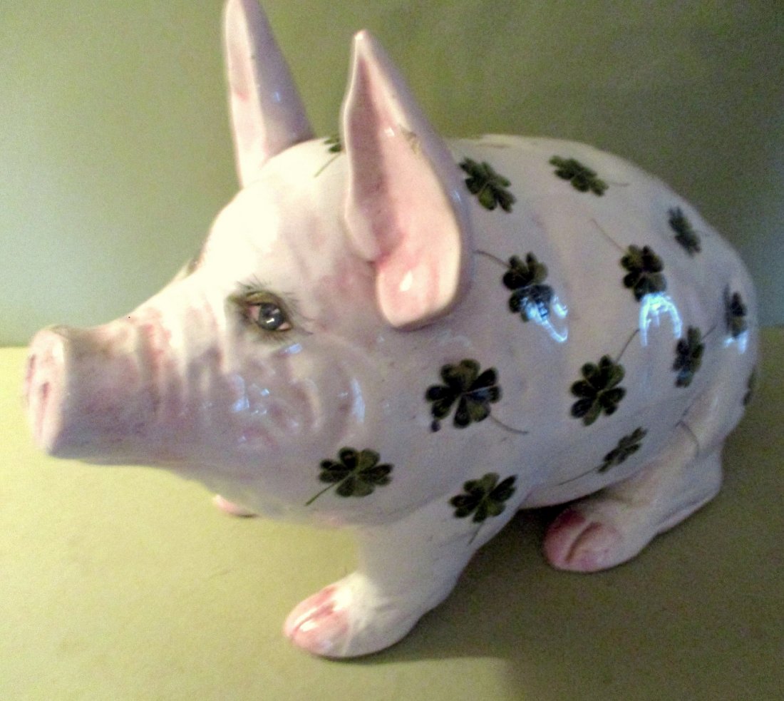 Wemyss Pottery Pig (1 of 3)