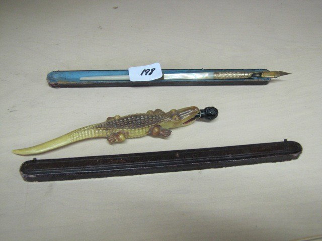 MOP fountain pen and celluloid aligator black boy: MOP fountain pen and celluloid aligator black boy pencil holder