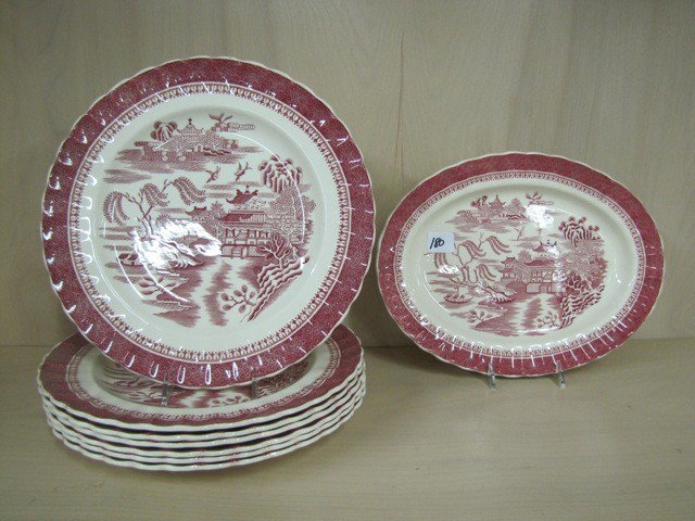 Blue willow plates and platter, 8pcs.: Blue willow plates and platter, 8pcs.