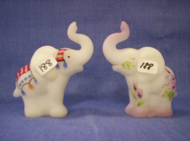 2 Fenton Elephants, HP: 2 Fenton Elephants, HP