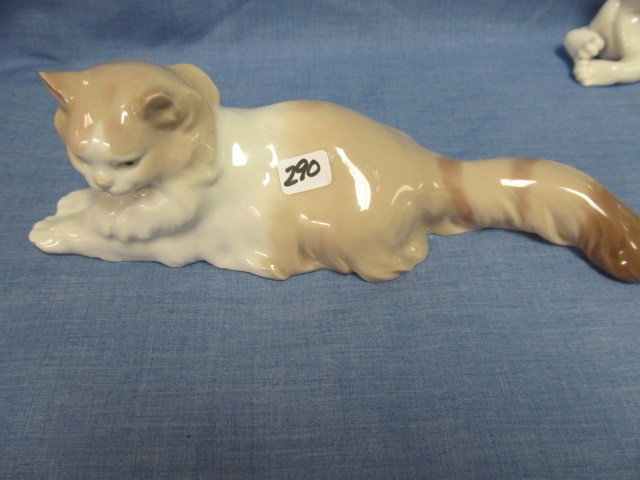 Spain- DAO? porcelain cat 8": Spain- DAO? porcelain cat 8"