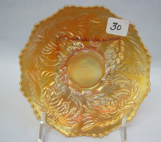 Fenton 6" mari Pine Cone plate. Nice: Fenton 6" mari Pine Cone plate. Nice