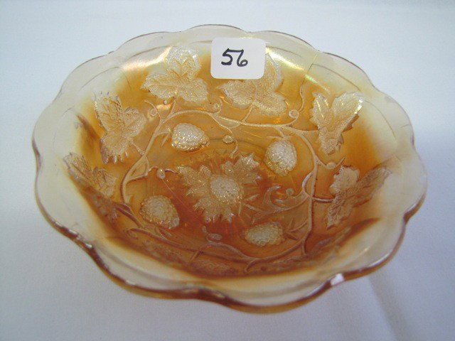 Mburg 5" mari Blackberry Wreath round bowl: Mburg 5" mari Blackberry Wreath round bowl