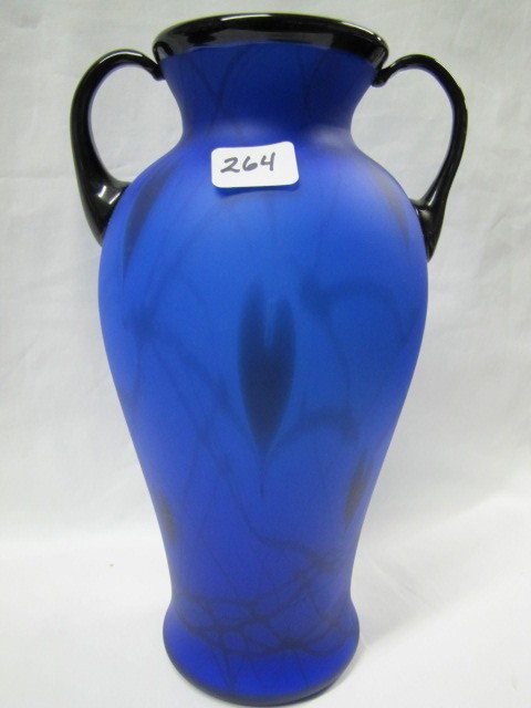 Fenton Dave Fetty cobalt Hanging Heart vase: Fenton Dave Fetty cobalt Hanging Heart vase
