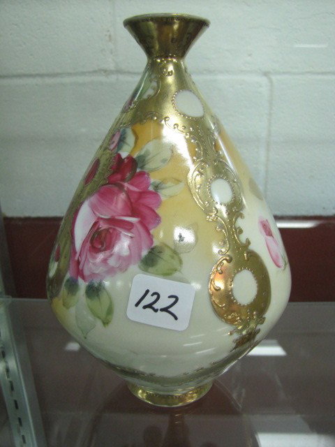 UN Nippon 8" floral vase w/heavy gold: UN Nippon 8" floral vase w/heavy gold