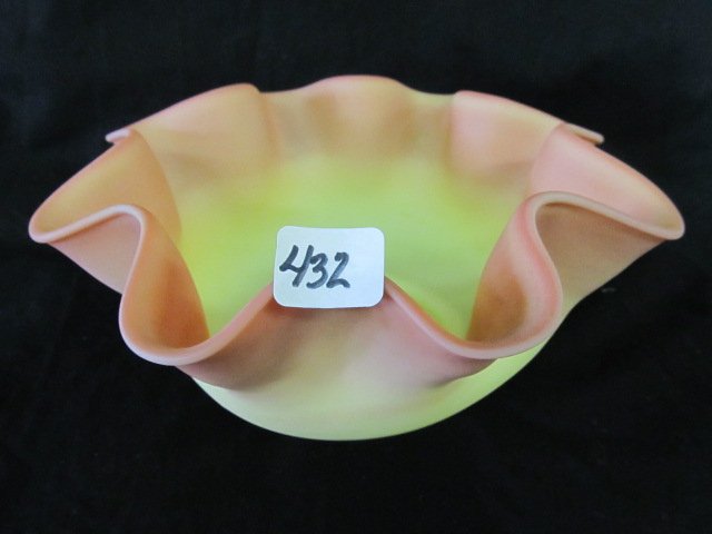 Fenton burmese 70's bowl with fantastic color.: Fenton burmese 70's bowl with fantastic color.