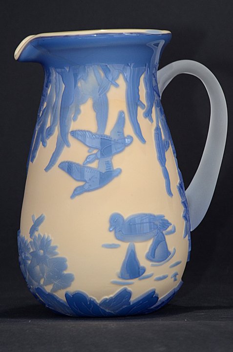 "Willow Pitcher 7" pitcher. 2-color, blue/bone: "Willow Pitcher 7" pitcher. 2-color, blue/bone