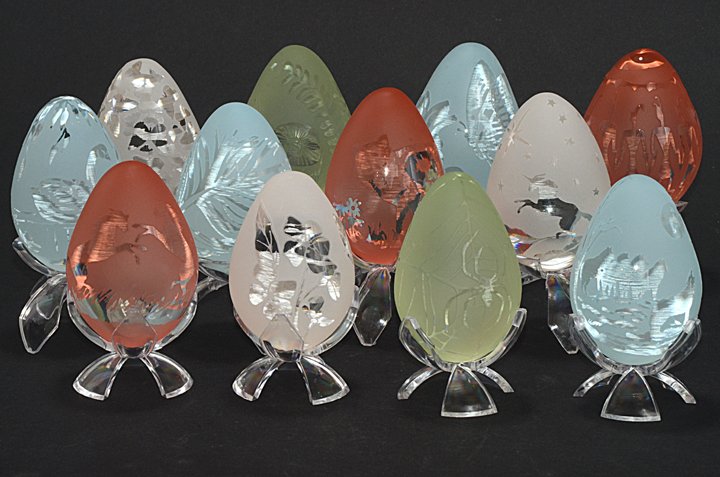 "How It all Began" 3" egg. Blue-Suwanee: "How It all Began" 3" egg. Blue-Suwanee