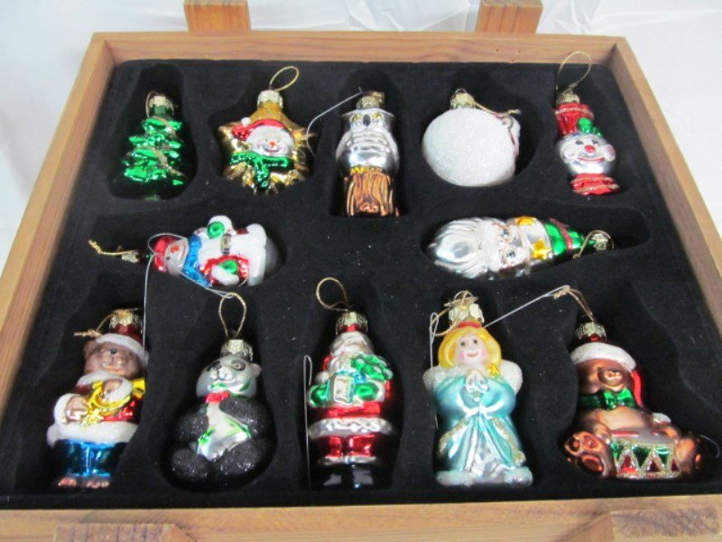 Wood Crate Full of Thomas Pacconi Classics Hand Blown (1 of 6)